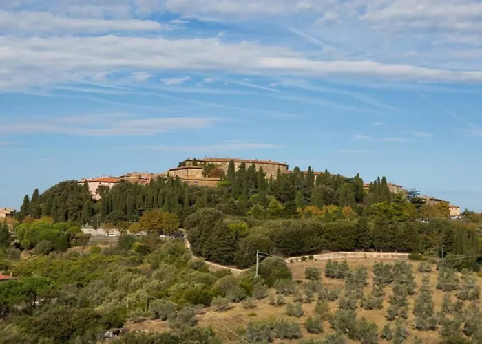 Toscana Mare/collina Castagnaeto Carducci *